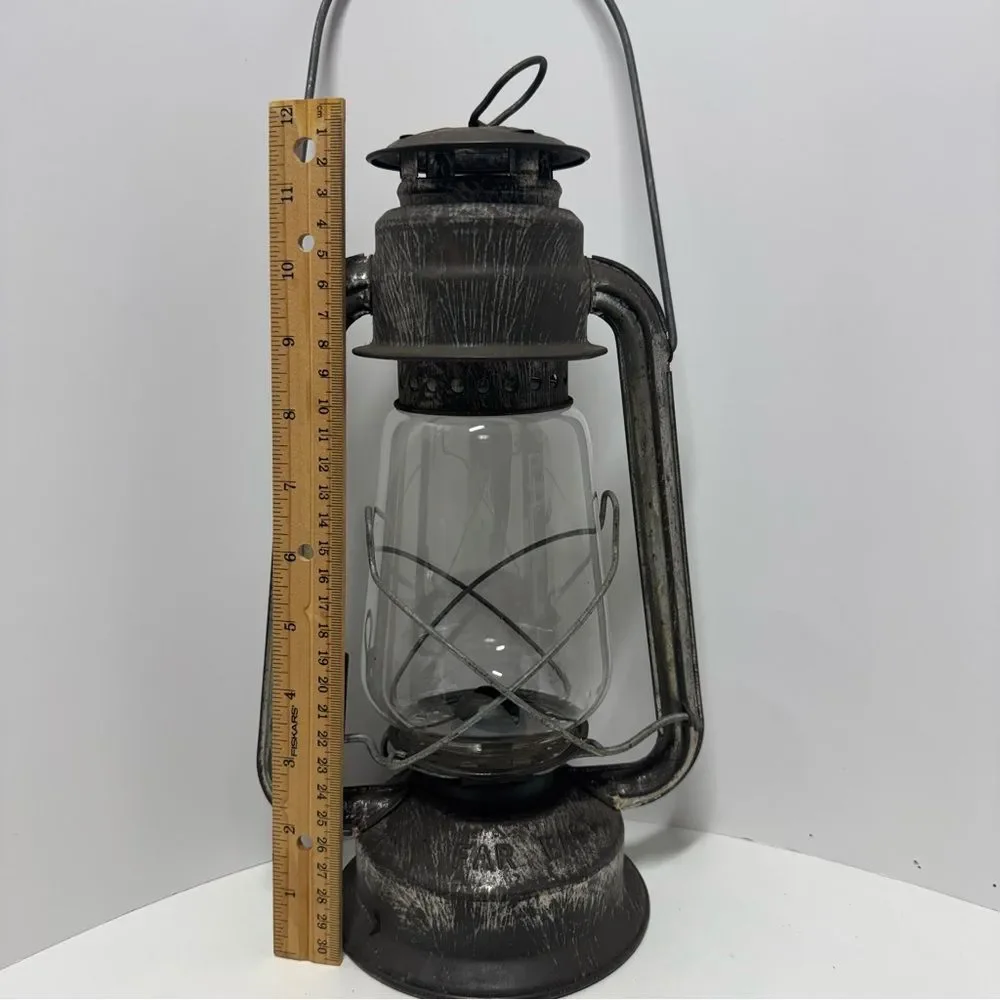 VINTAGE CHALWYN FAR EAST LANTERN LAMP LIGHT KEROSENE OIL MADE IN ENGLAND